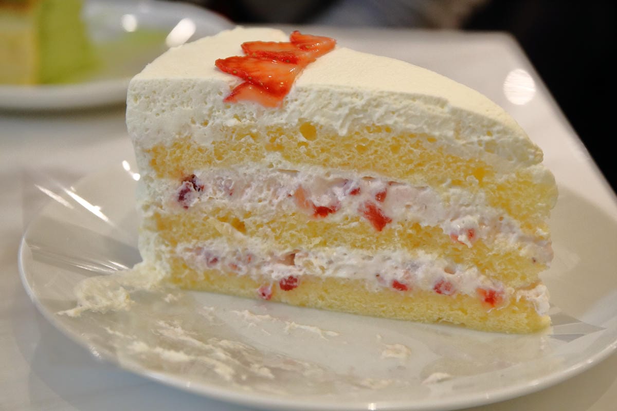 【食。台北】紐約甜點名店LADY M台灣旗艦店新開幕，唯美貴婦風，搶先看！