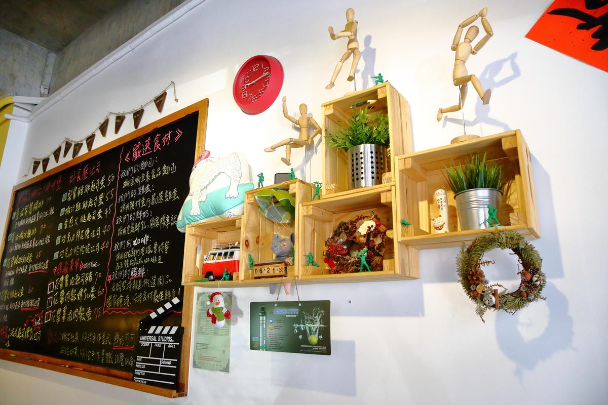 【食。林口】明治好食～A9 林口站。林口超人氣早午餐，手作肉排/創意吐司，想吃？請耐心排隊！