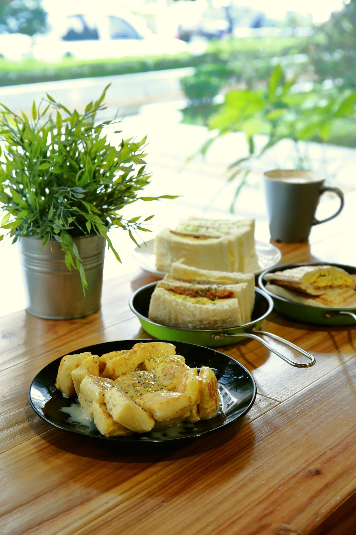 【食。林口】明治好食～A9 林口站。林口超人氣早午餐，手作肉排/創意吐司，想吃？請耐心排隊！