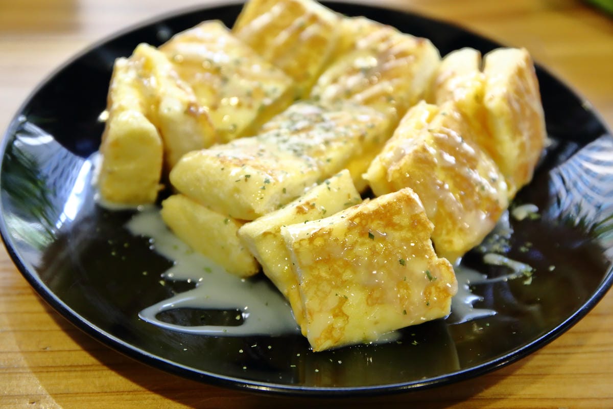 【食。林口】明治好食～A9 林口站。林口超人氣早午餐，手作肉排/創意吐司，想吃？請耐心排隊！