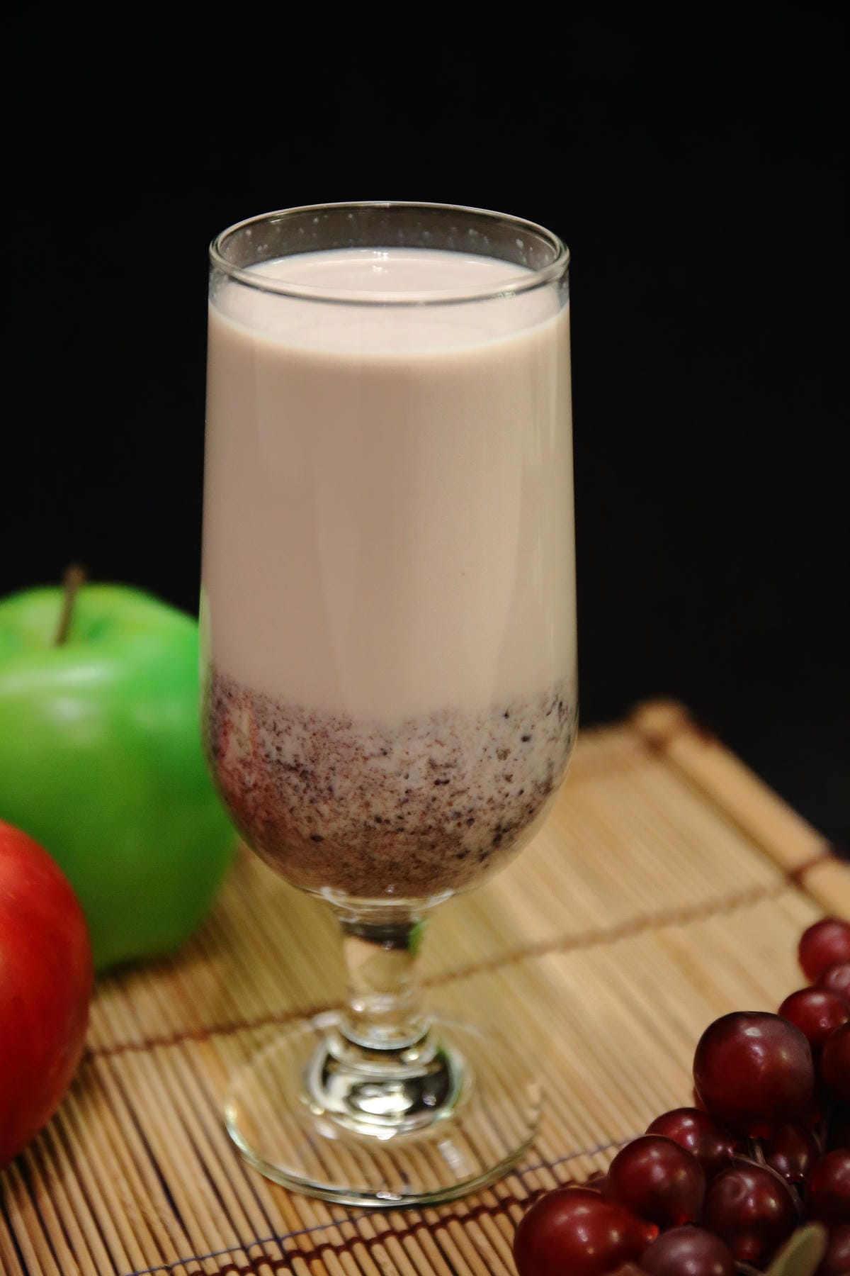 【食。桃園】佳佳牛乳大王～桃園最新美食廣場「筷食尚」最好喝滴加啦！香濃到凍未條的木瓜牛奶來拉！(已歇業)