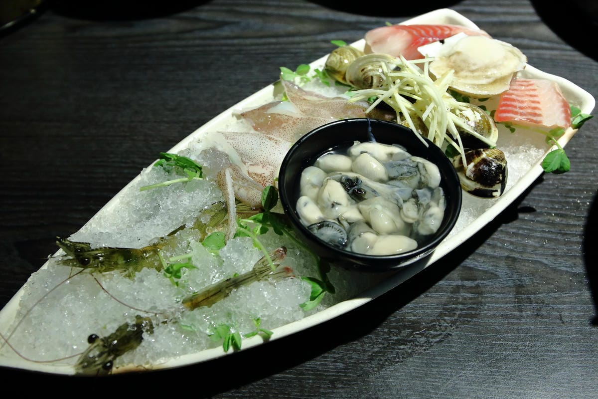 【食。蘆洲】川之流火烤兩吃～火鍋？燒烤？一鍋兩吃，火鍋烤肉一次滿足，個人鍋新吃法！