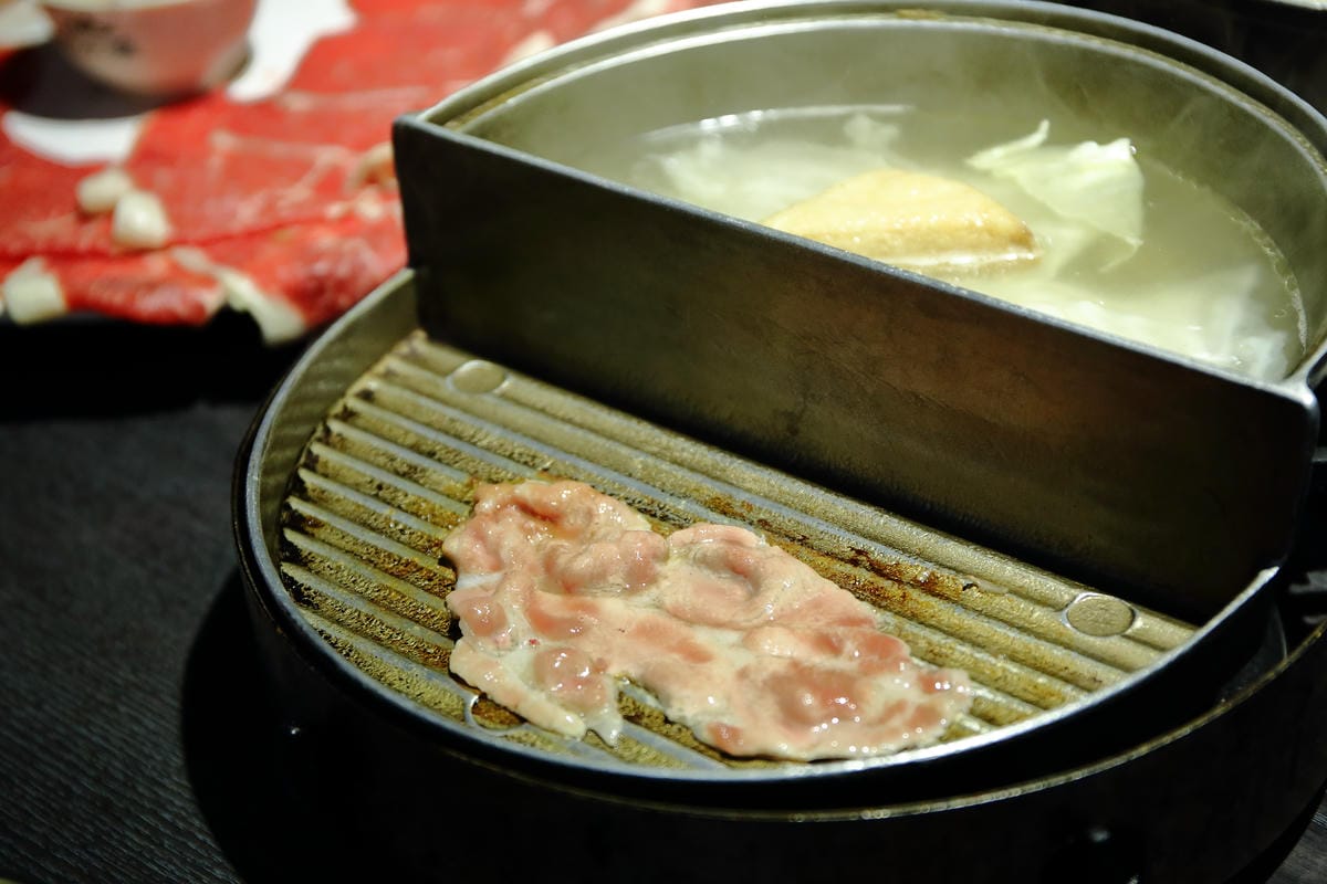 【食。蘆洲】川之流火烤兩吃～火鍋？燒烤？一鍋兩吃，火鍋烤肉一次滿足，個人鍋新吃法！