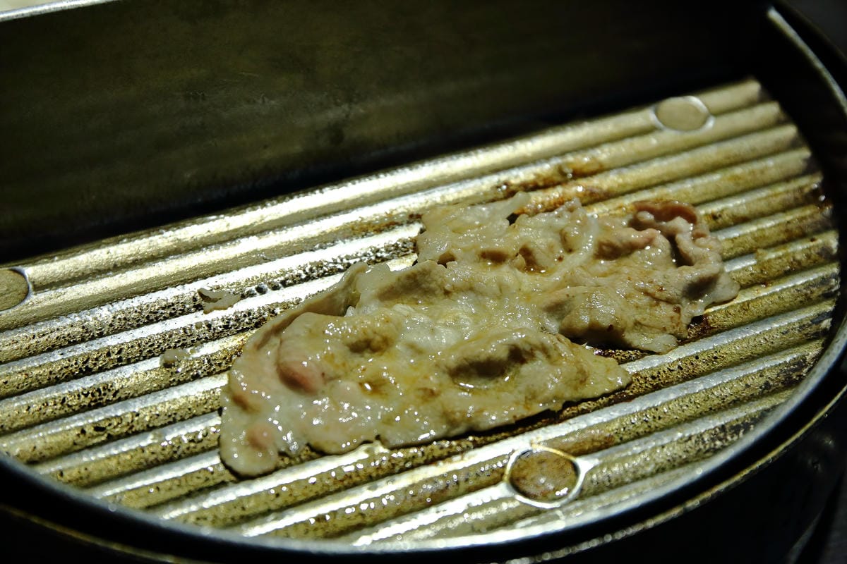 【食。蘆洲】川之流火烤兩吃～火鍋？燒烤？一鍋兩吃，火鍋烤肉一次滿足，個人鍋新吃法！