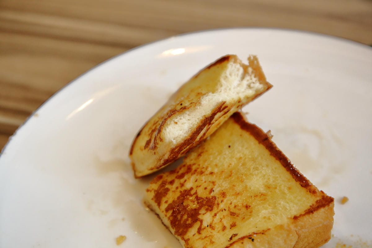 【食。永和】一起吃早午餐。甜點。炊飯～新開幕！小清新自然風格早午餐，IG打卡拍照熱點，會呼吸的牆！