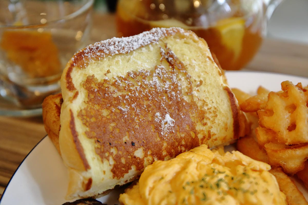 【食。永和】一起吃早午餐。甜點。炊飯～新開幕！小清新自然風格早午餐，IG打卡拍照熱點，會呼吸的牆！