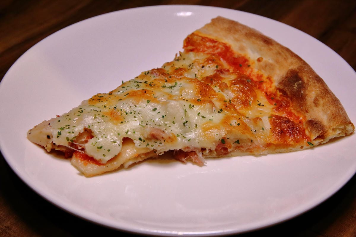 【食。三重】DUKE’S PIZZA頂級義式薄皮披薩～台北橋站美食。披薩控必看！美味披薩這裡吃！正宗義式薄皮披薩百元起口味超多