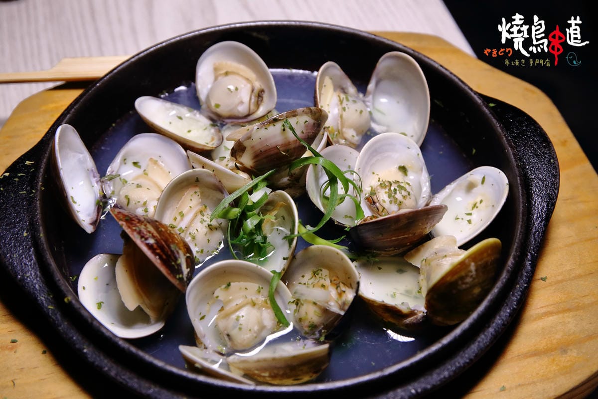 【食。永和】燒鳥串道日式串燒～永和串燒居酒屋。人氣深夜美食，創意串燒串串都是美味啊！（宵夜文慎入）