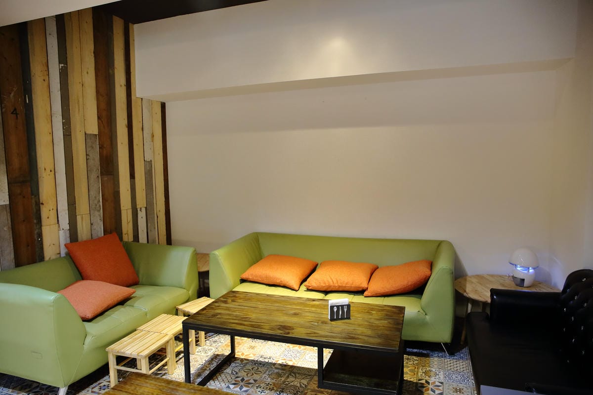 【食。板橋】Mr.Jardeng 找餐先生～「貨櫃餐廳」現身！IG打卡新亮點！早午餐、消夜、排餐、下午茶、甜點，讓你從早到晚吃不停！(已歇業)