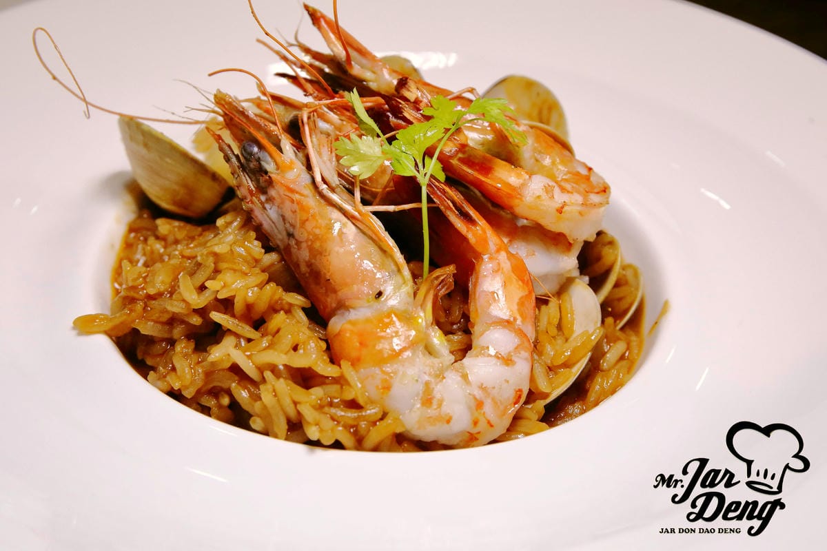 【食。板橋】Mr.Jardeng 找餐先生～「貨櫃餐廳」現身！IG打卡新亮點！早午餐、消夜、排餐、下午茶、甜點，讓你從早到晚吃不停！(已歇業)