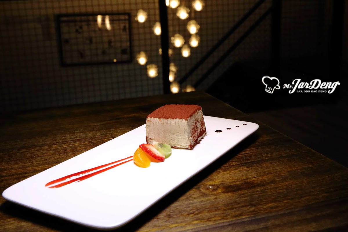 【食。板橋】Mr.Jardeng 找餐先生～「貨櫃餐廳」現身！IG打卡新亮點！早午餐、消夜、排餐、下午茶、甜點，讓你從早到晚吃不停！(已歇業)