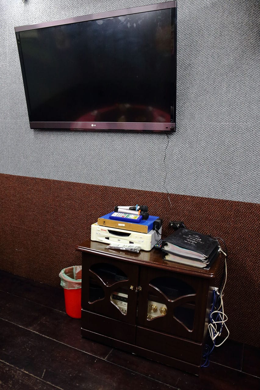 【食。中和】燒惑100生猛活海鮮～中和熱炒。聚餐首選人氣百元熱炒、海鮮、創意菜、團體聚餐，平民價位五星級料理，就是狂！(已歇業)