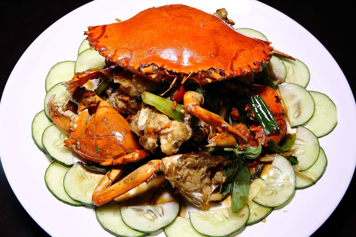 【食。中和】燒惑100生猛活海鮮～中和熱炒。聚餐首選人氣百元熱炒、海鮮、創意菜、團體聚餐，平民價位五星級料理，就是狂！(已歇業)