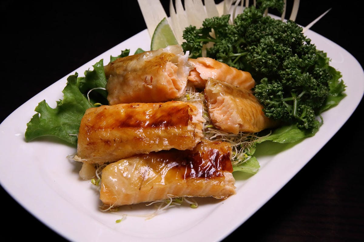 【食。中和】燒惑100生猛活海鮮～中和熱炒。聚餐首選人氣百元熱炒、海鮮、創意菜、團體聚餐，平民價位五星級料理，就是狂！(已歇業)