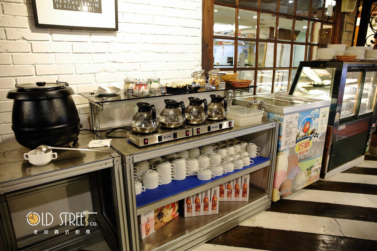 【食。三重】老街義式廚房 Old Street～三重吃到飽。披薩、義式料理呷免驚通通吃到飽，一次滿足你的嘴！
