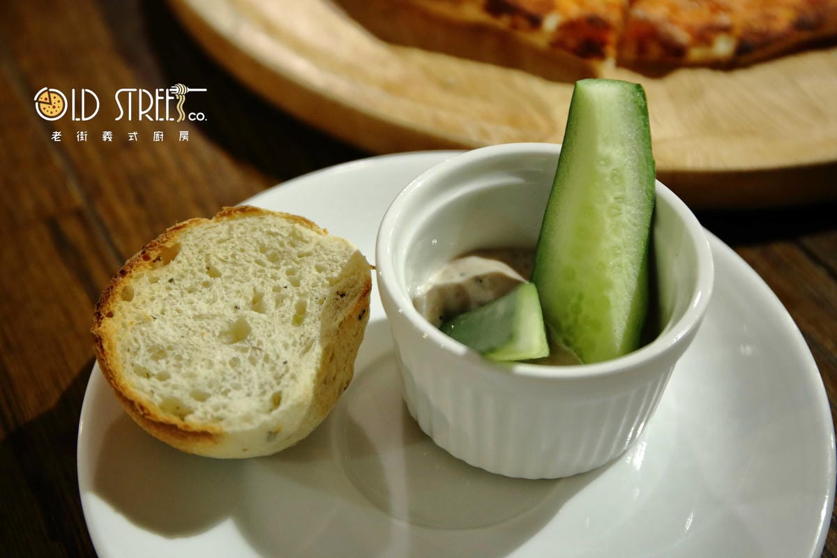 【食。三重】老街義式廚房 Old Street～三重吃到飽。披薩、義式料理呷免驚通通吃到飽，一次滿足你的嘴！