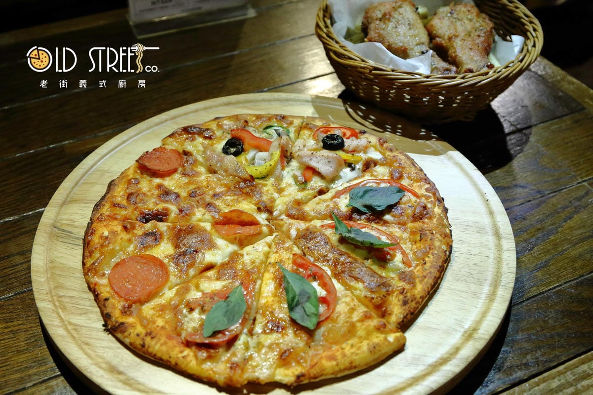 【食。三重】老街義式廚房 Old Street～三重吃到飽。披薩、義式料理呷免驚通通吃到飽，一次滿足你的嘴！
