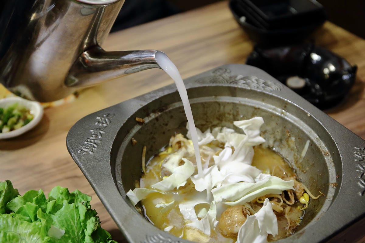 【食。永和】潮味決 創意干鍋‧砂鍋粥‧麵～火鍋也可以吃乾的？不一樣的平價百元小火鍋，1鍋2吃，雙重享受！(已歇業)