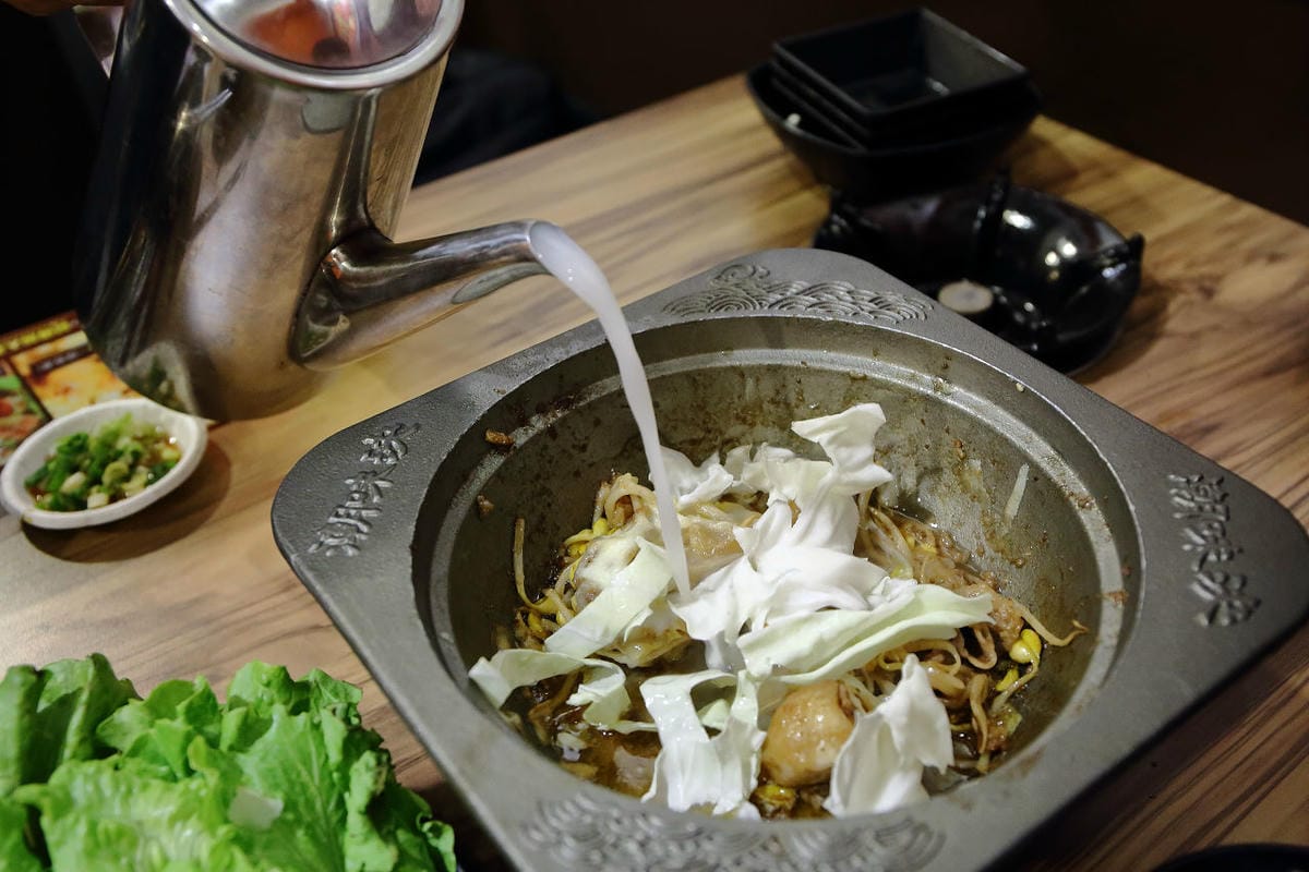 【食。永和】潮味決 創意干鍋‧砂鍋粥‧麵～火鍋也可以吃乾的？不一樣的平價百元小火鍋，1鍋2吃，雙重享受！(已歇業)