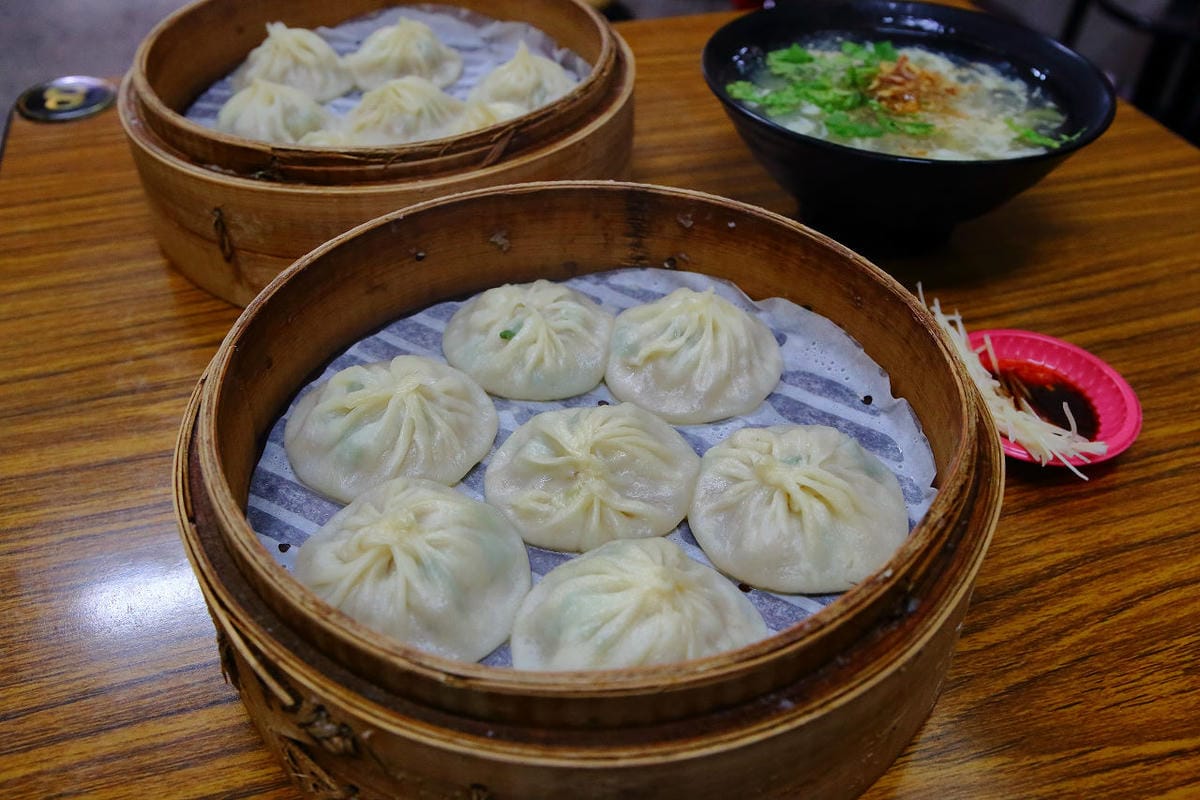 【食。八德】香納多鮮肉湯包～平民版鼎泰豐！八德超人氣爆”湯”小籠包，果然名不虛傳，必嚐美食！
