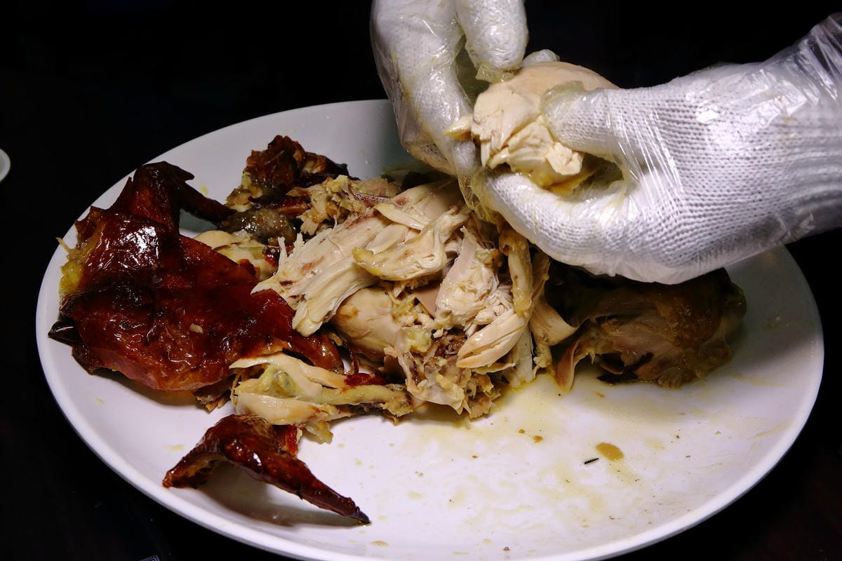 【食。桃園】甕霸王甕仔雞～都市裡驚見會噴汁的甕仔雞！正港放山雞古早味再現！招牌熱炒，道道都是特色！(已歇業)