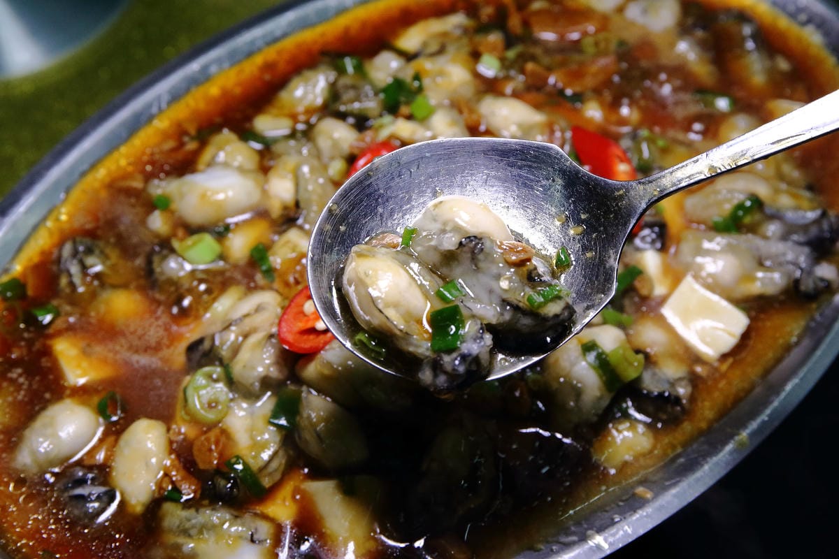 【食。桃園】甕霸王甕仔雞～都市裡驚見會噴汁的甕仔雞！正港放山雞古早味再現！招牌熱炒，道道都是特色！(已歇業)