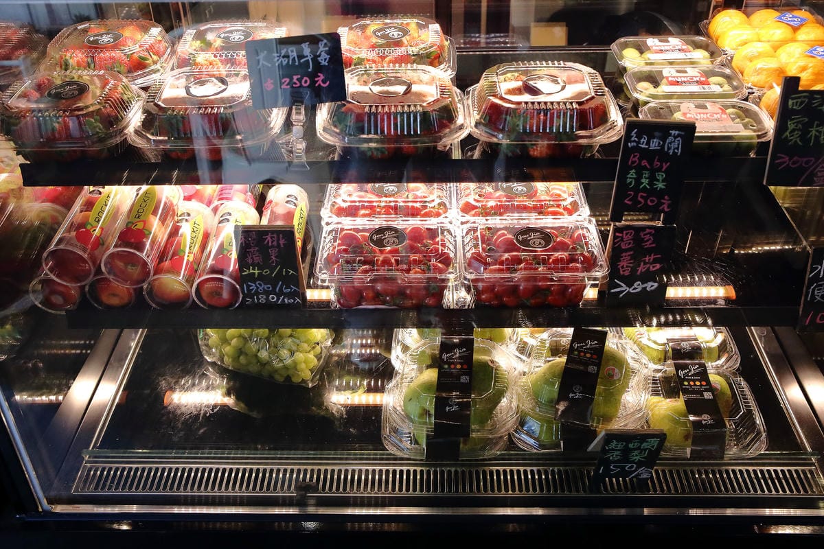 【食。中壢】果家GOU JIA Fruit & Juice～IG超人氣打卡新熱點！粉系少女控別錯過！趁草莓季真正結束前，喝一杯可愛粉嫩的健康果昔，初戀般的酸甜滋味！(已歇業)