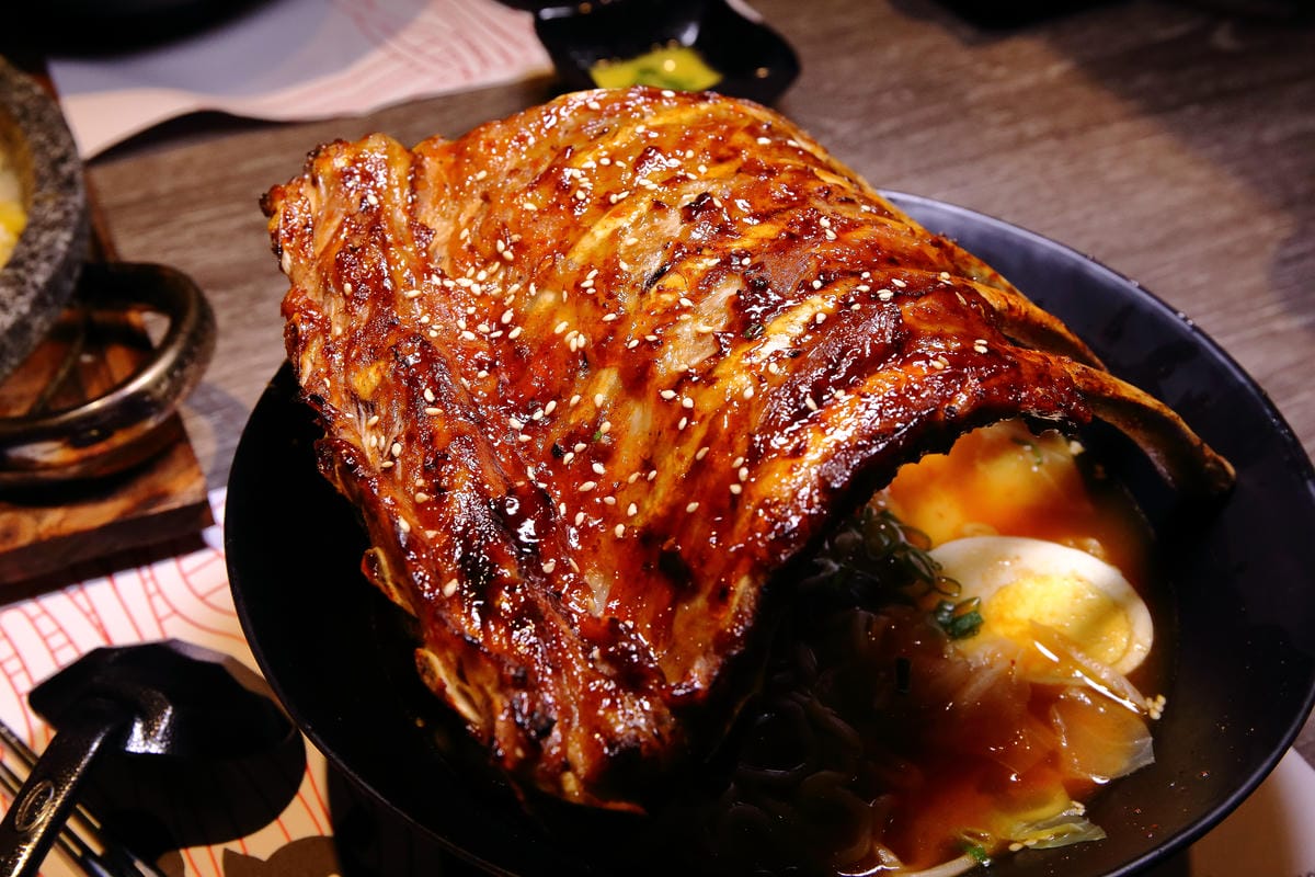 【食。中壢】釜山拉麵～地表最強無敵拉麵！霸氣龍蝦拉麵，94狂！傳說中比臉還大的豬肋排拉麵，每日限量沒吃到你會後悔…(已歇業)