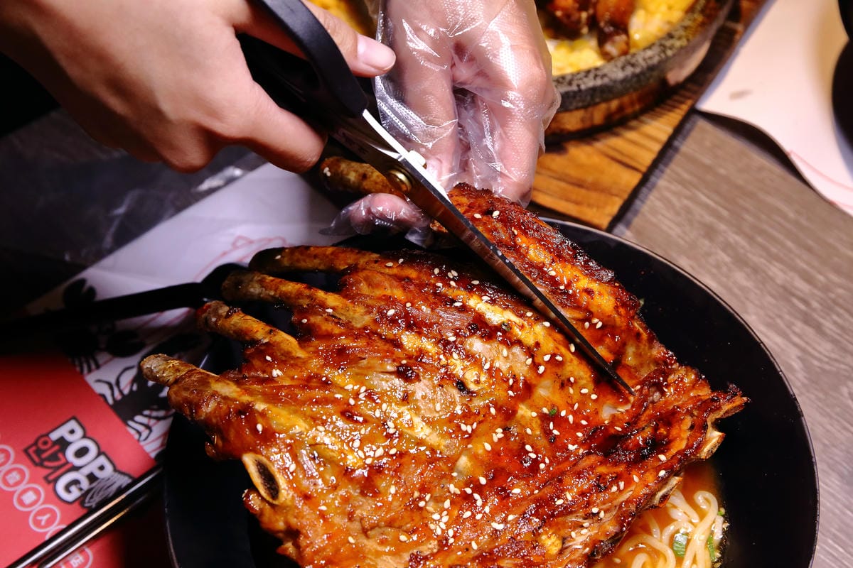 【食。中壢】釜山拉麵～地表最強無敵拉麵！霸氣龍蝦拉麵，94狂！傳說中比臉還大的豬肋排拉麵，每日限量沒吃到你會後悔…(已歇業)