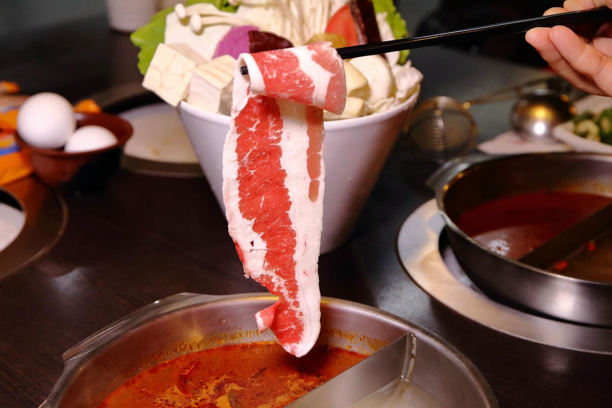 【食。台北】柳村一品鍋～信義區火鍋。想吃鍋不用揪人，單身也能開心吃，一個人隨時都可以品嚐到美味的鴛鴦鍋！