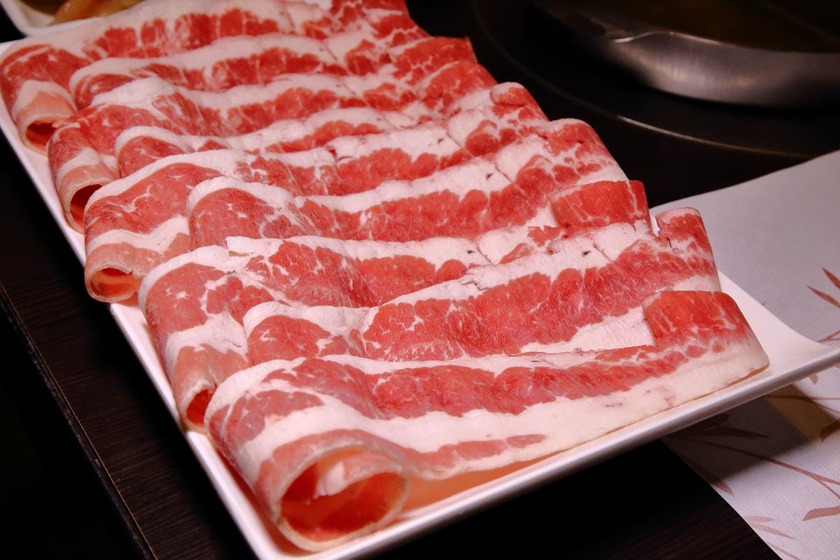 【食。台北】柳村一品鍋～信義區火鍋。想吃鍋不用揪人，單身也能開心吃，一個人隨時都可以品嚐到美味的鴛鴦鍋！