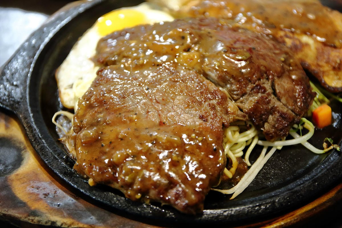 【食。永和】小貴族牛排館～平價卻不同凡響，雙拼三百有找讓你一次滿足，肉食族果腹的好選擇！