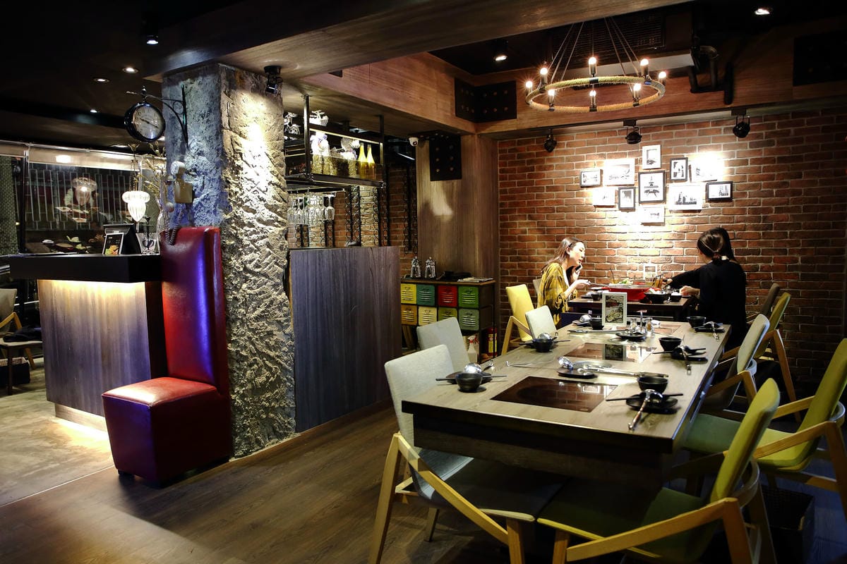 【食。台北】慕食極品和牛活海鮮平價鍋物～和牛x陶鍋，肉食主義者注意！