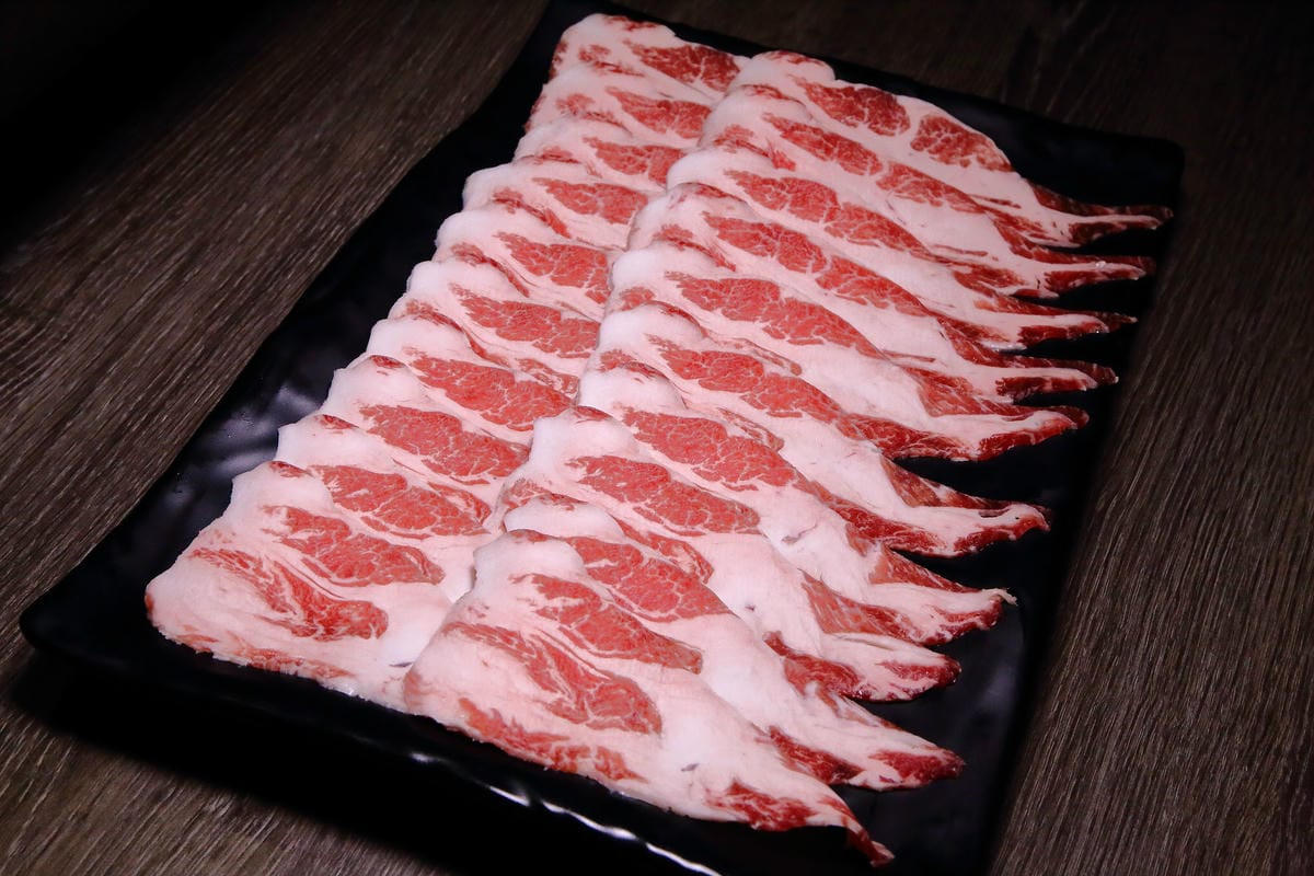 【食。台北】慕食極品和牛活海鮮平價鍋物～和牛x陶鍋，肉食主義者注意！