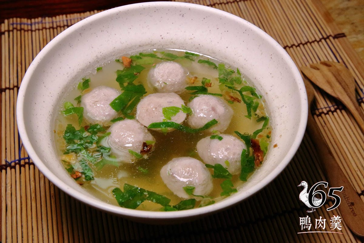 【食。大園】65 鴨肉羹～在地推薦老店美食，鴨肉真的很厲害，肉超嫩還帶皮，銅板價份量足CP超高，肯定不能錯過這一味！