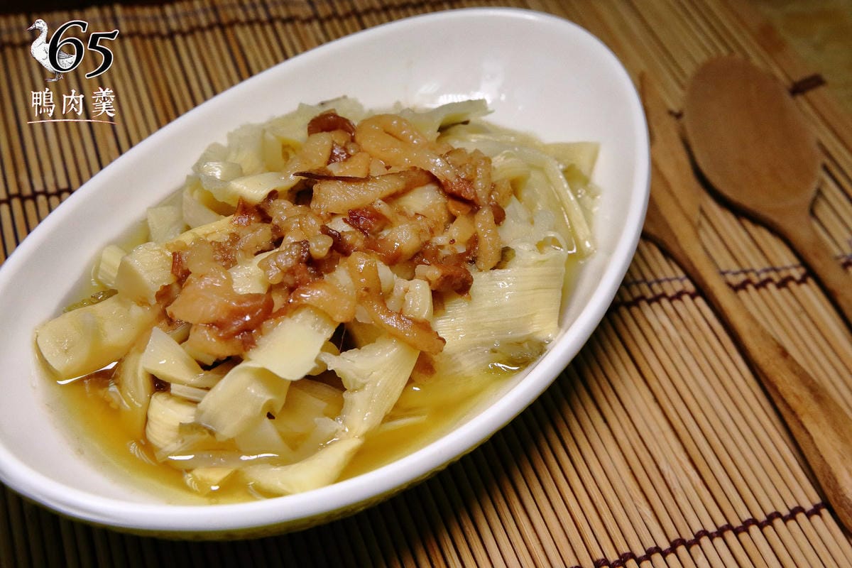 【食。大園】65 鴨肉羹～在地推薦老店美食，鴨肉真的很厲害，肉超嫩還帶皮，銅板價份量足CP超高，肯定不能錯過這一味！