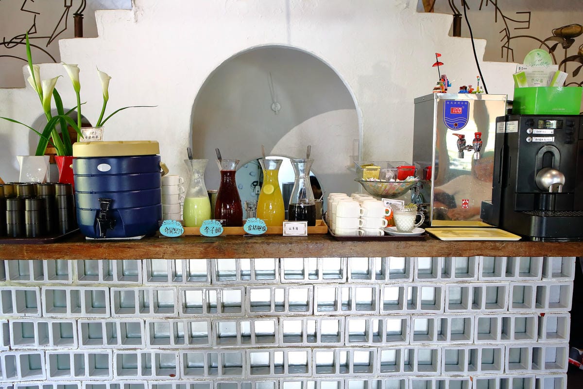 【食+遊。苗栗】漫步雲端森林廚房～三義景觀餐廳。森林X城堡浪漫秘境！『季節限定』與螢火蟲滿天共舞！（寵物友善餐廳）　