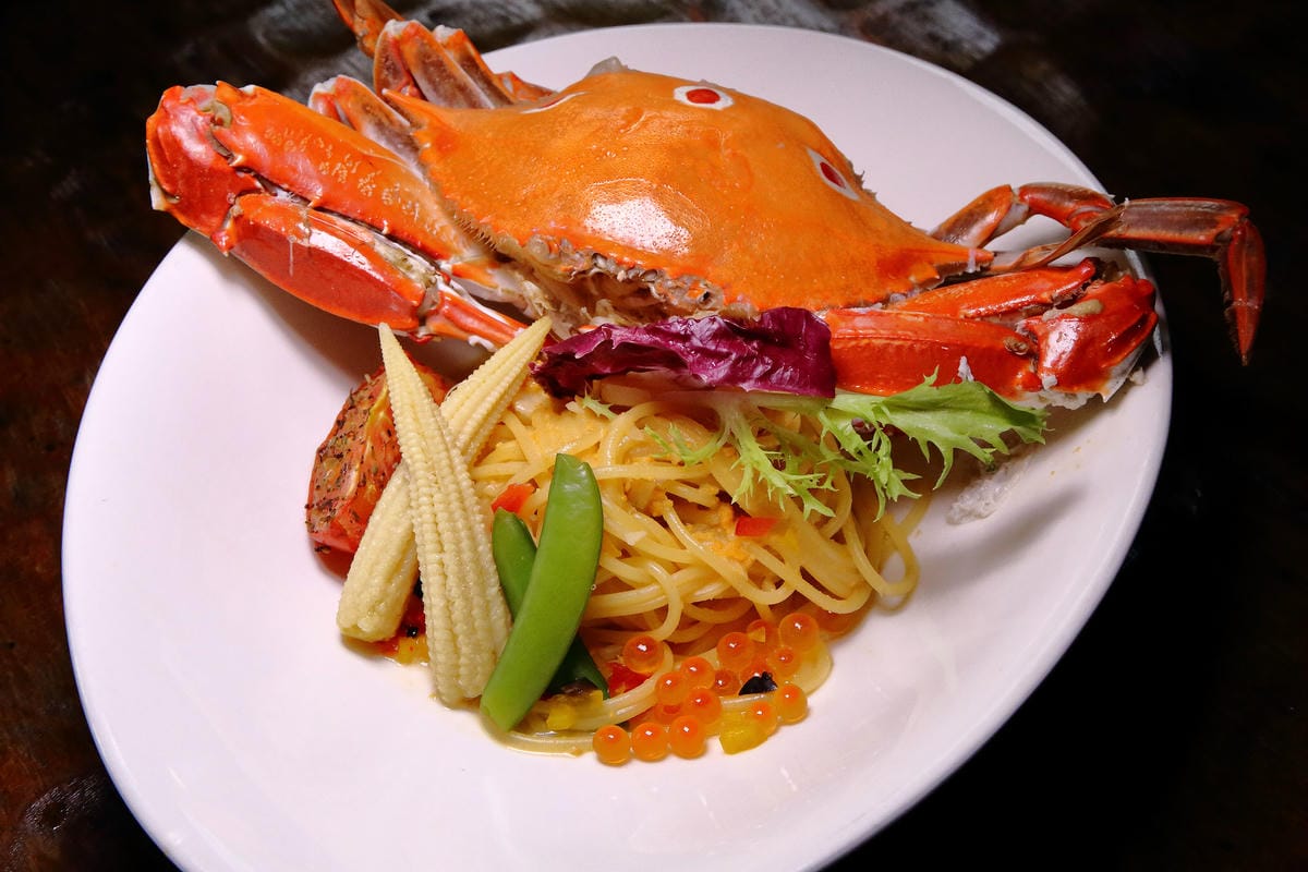 【食+遊。苗栗】漫步雲端森林廚房～三義景觀餐廳。森林X城堡浪漫秘境！『季節限定』與螢火蟲滿天共舞！（寵物友善餐廳）　