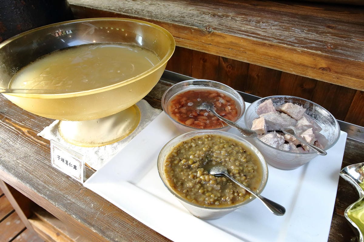 【食+遊。苗栗】漫步雲端森林廚房～三義景觀餐廳。森林X城堡浪漫秘境！『季節限定』與螢火蟲滿天共舞！（寵物友善餐廳）　