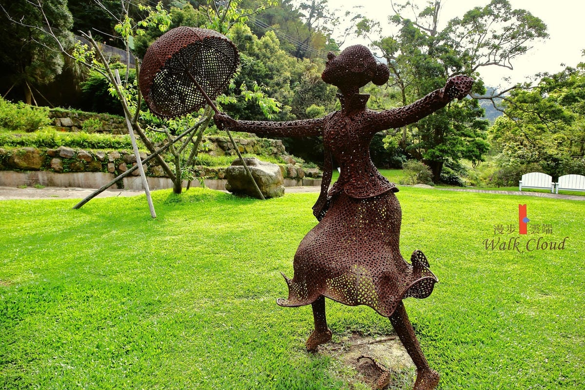 【食+遊。苗栗】漫步雲端森林廚房～三義景觀餐廳。森林X城堡浪漫秘境！『季節限定』與螢火蟲滿天共舞！（寵物友善餐廳）　