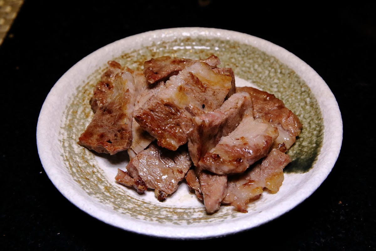 【食。內湖】帝一 帝王蟹海鮮/黑毛牛/伊比利豬 頂級燒烤吃到飽～烤肉也能很享受！頂級食材”小鮮肉”幫你烤！