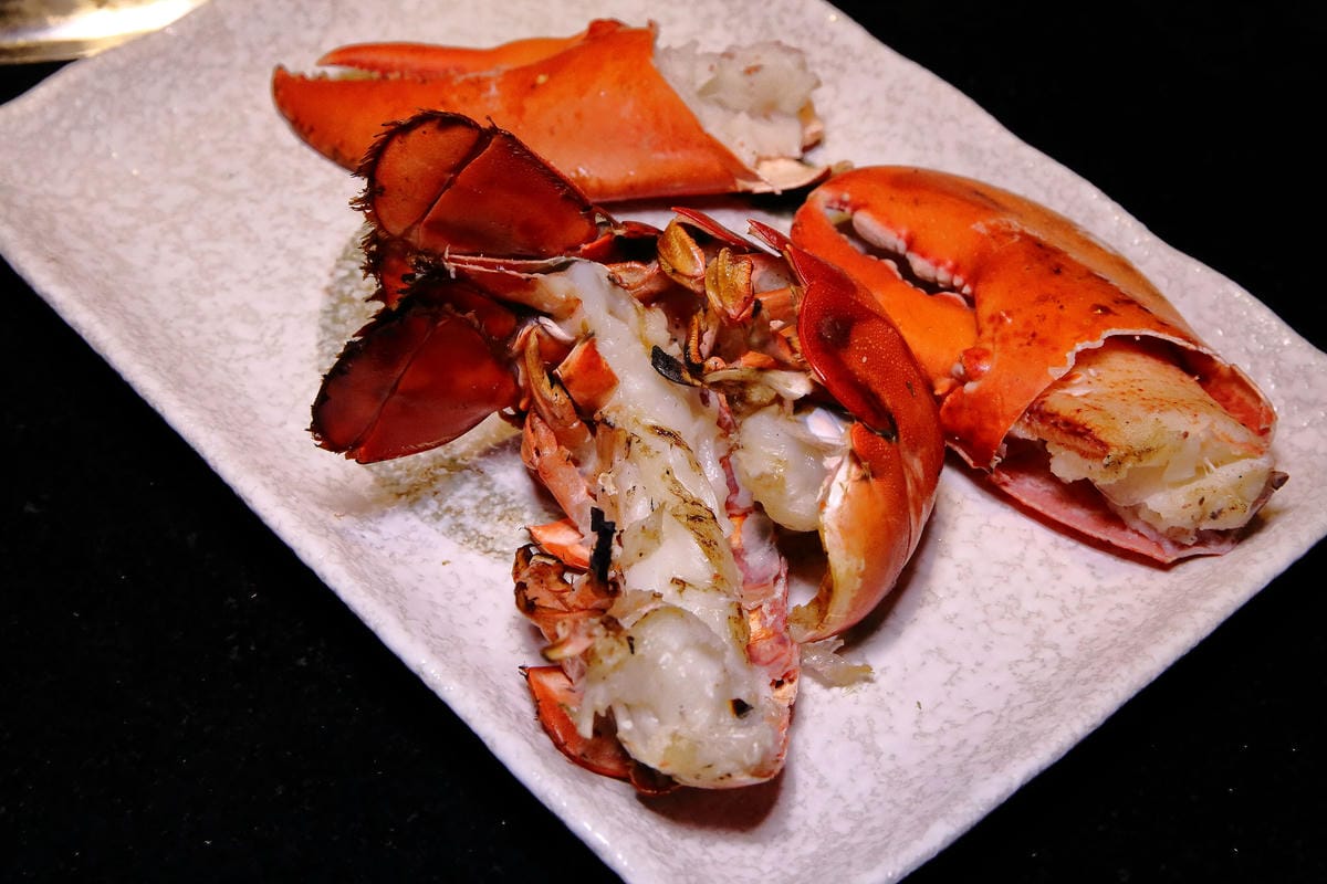 【食。內湖】帝一 帝王蟹海鮮/黑毛牛/伊比利豬 頂級燒烤吃到飽～烤肉也能很享受！頂級食材”小鮮肉”幫你烤！