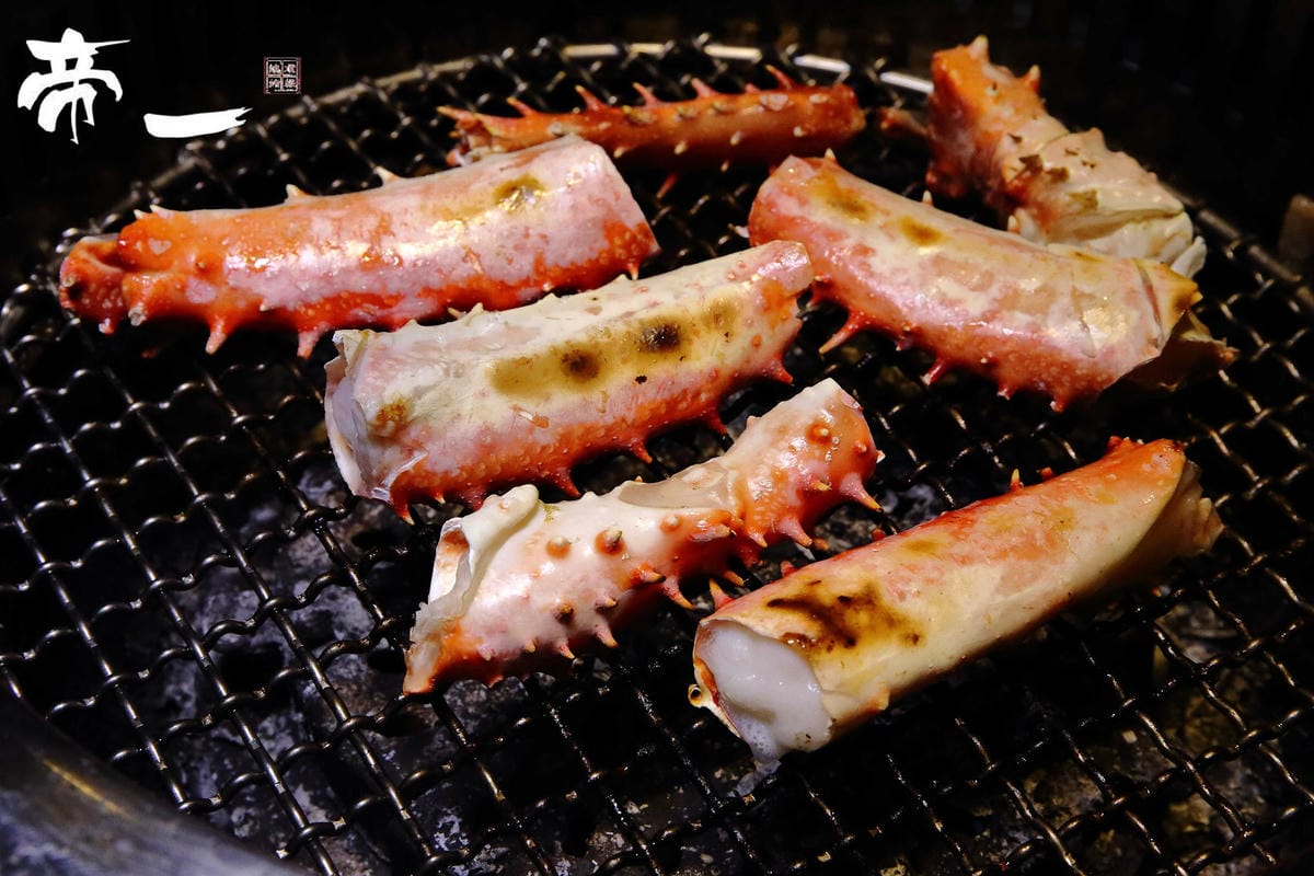 【食。內湖】帝一 帝王蟹海鮮/黑毛牛/伊比利豬 頂級燒烤吃到飽～烤肉也能很享受！頂級食材”小鮮肉”幫你烤！
