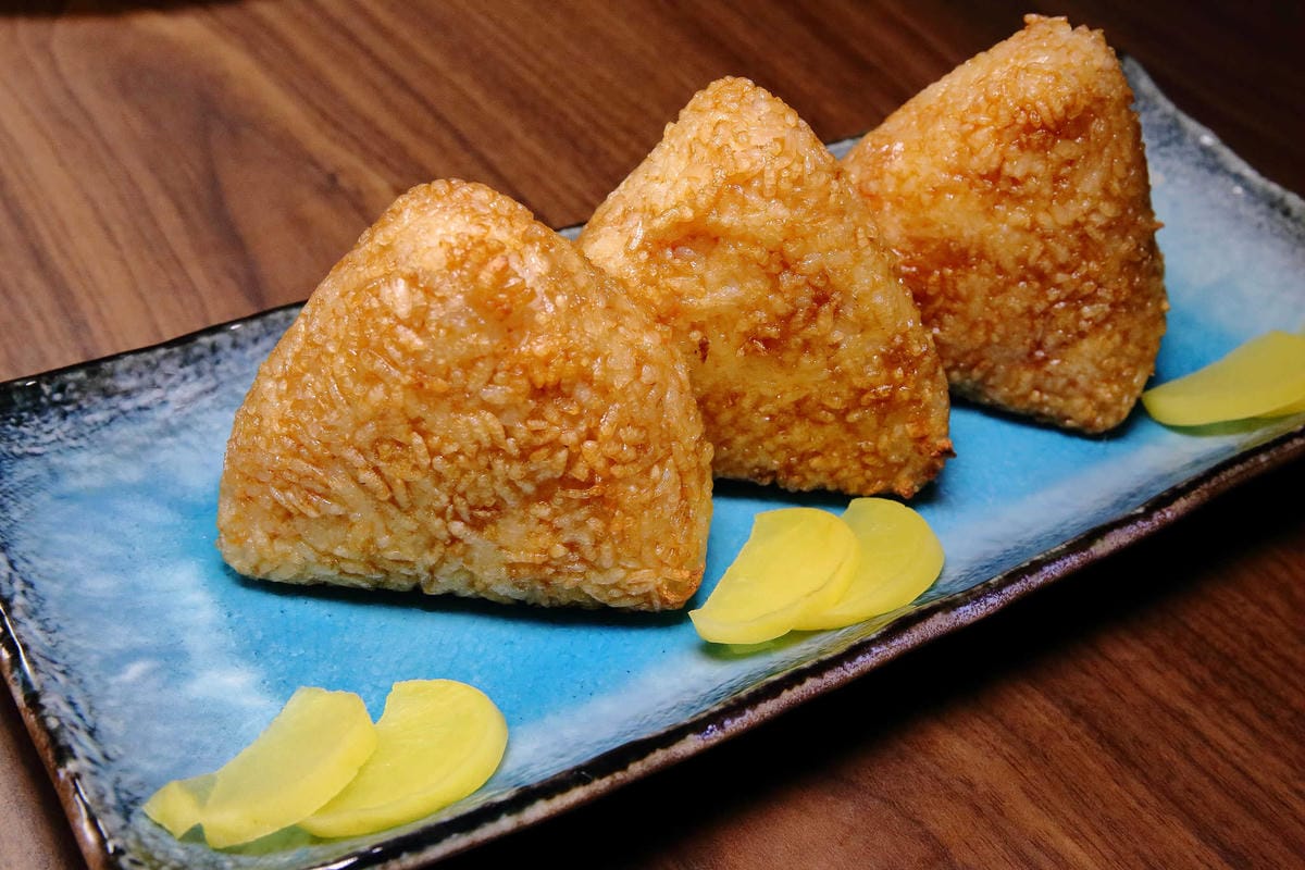 【食。台北】庄屋海鮮居酒屋（一夜干專賣）～林森北商圈。全台第一家以一夜干為主的居酒屋，彷彿置身於日本居酒屋的道地氛圍