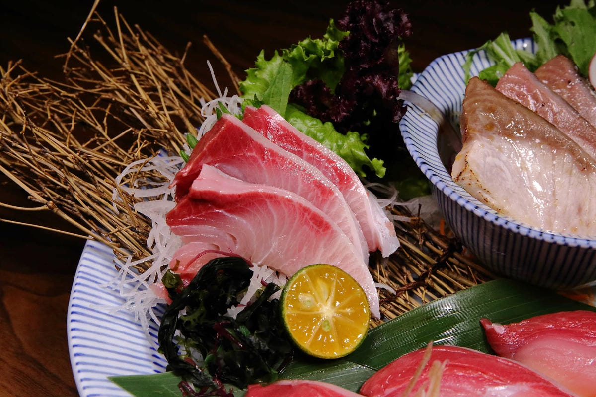 【食。台北】庄屋海鮮居酒屋（一夜干專賣）～林森北商圈。全台第一家以一夜干為主的居酒屋，彷彿置身於日本居酒屋的道地氛圍