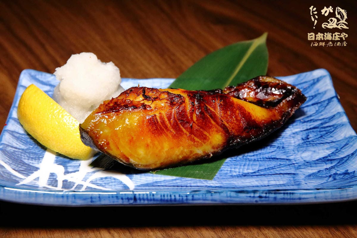 【食。台北】庄屋海鮮居酒屋（一夜干專賣）～林森北商圈。全台第一家以一夜干為主的居酒屋，彷彿置身於日本居酒屋的道地氛圍