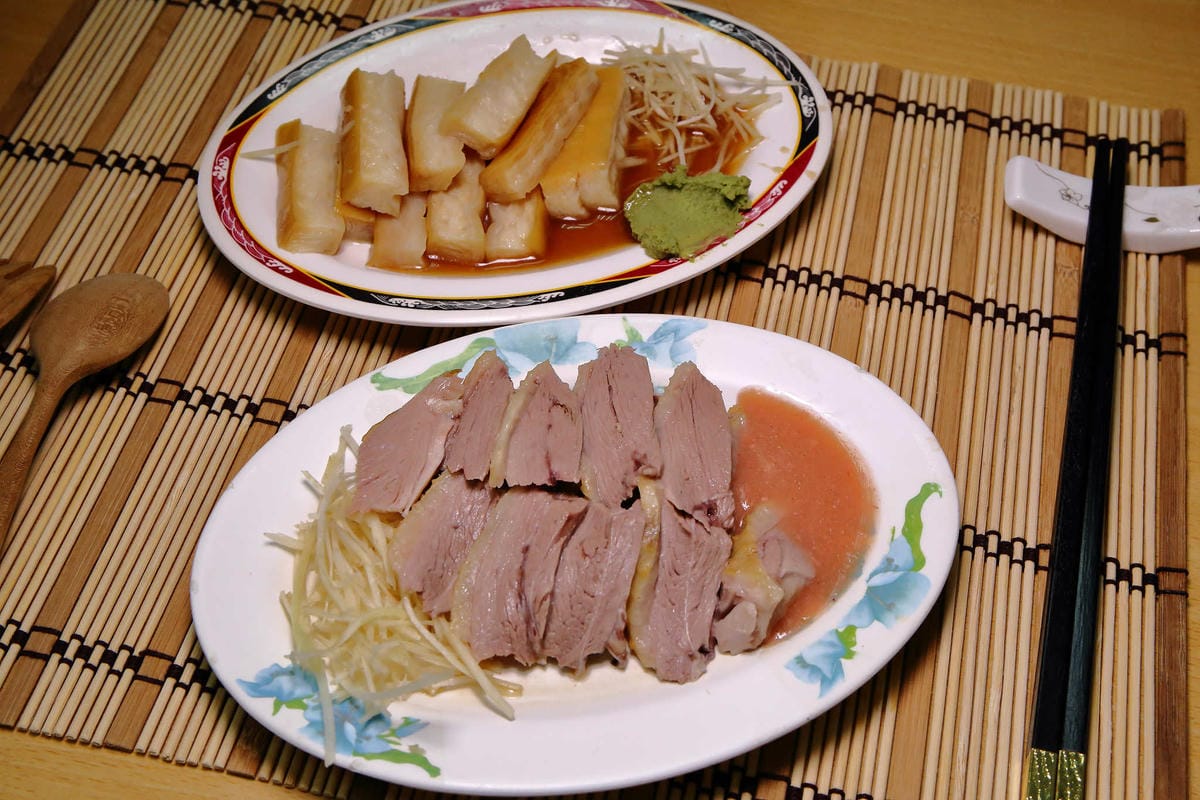 【食。永和】型男鵝肉店～永和在地人狂推，巷弄裡一吃就愛上的美味！煙燻鵝肉Q彈香甜，只要150元型男鵝肉送到你家！外送！懶人必須！