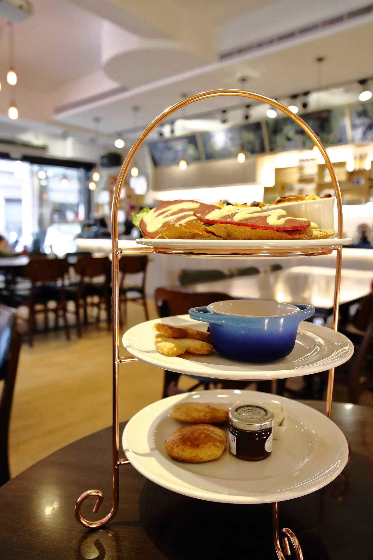 【食。三重】法米雅咖啡 Famiglia Café～台北三重義大利麵、下午茶推薦！好吃美食全部一網打盡！