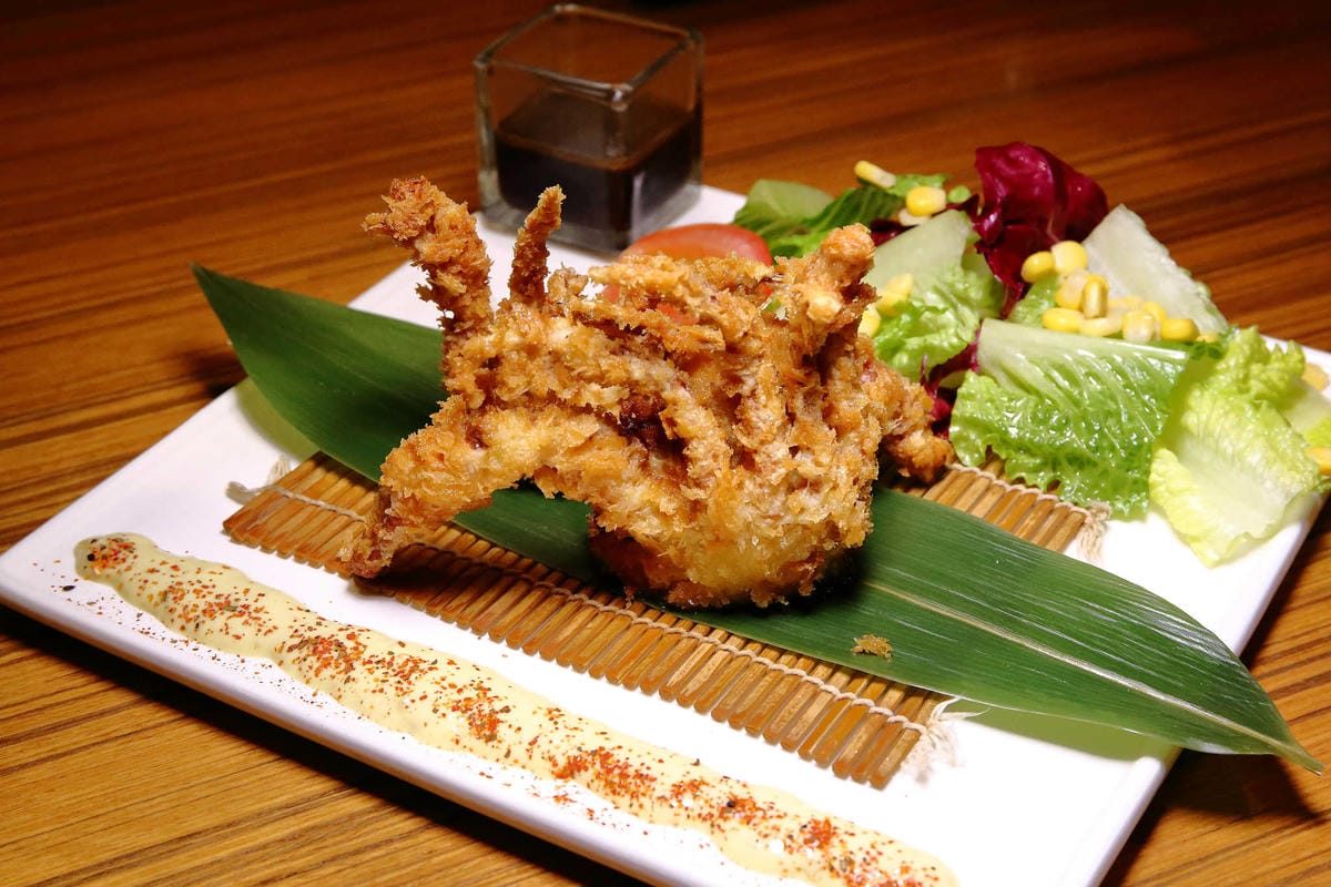 【食。板橋】鮨彩壽司 IrodoriSushi~板橋大遠百美食饗宴。充滿特色的日本料理，精緻割烹料理，海鮮寄世鍋有滿滿的海鮮美味