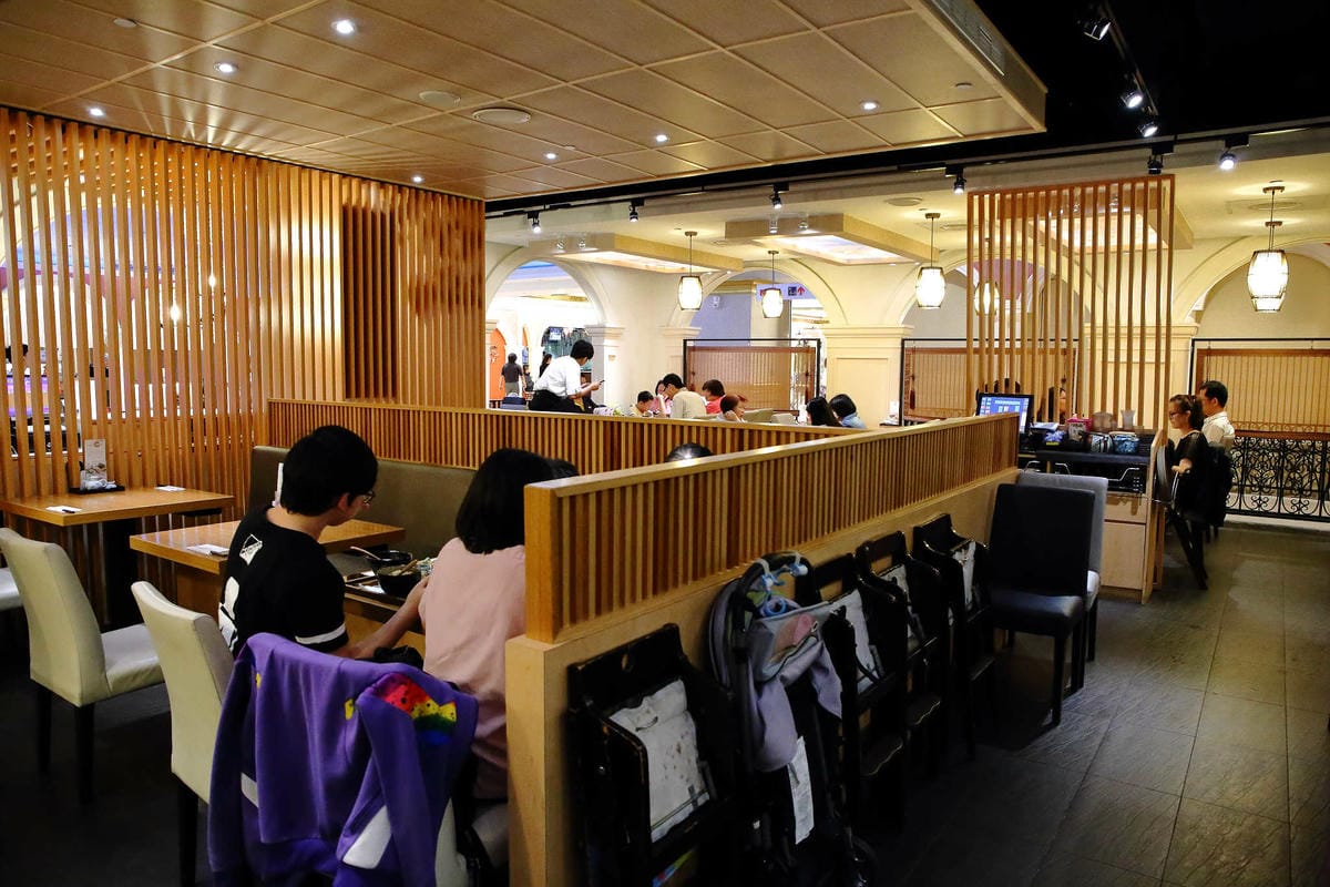 【食。板橋】鮨彩壽司 IrodoriSushi~板橋大遠百美食饗宴。充滿特色的日本料理，精緻割烹料理，海鮮寄世鍋有滿滿的海鮮美味